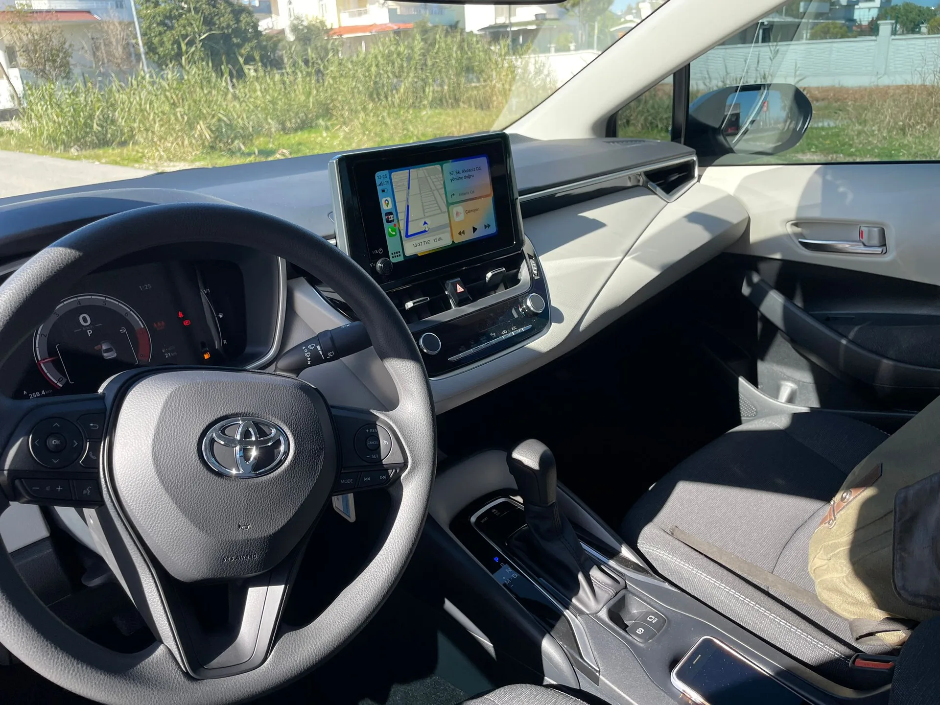 Toyota Corolla — фото 7